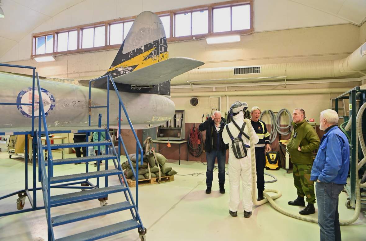 Studiebesøk i Hangar 34. Ex-Tysk anlegg.